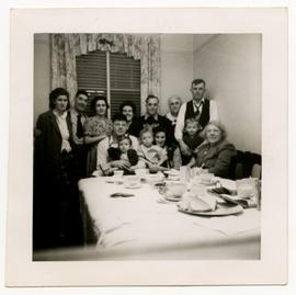 Dunlop family gathering, 1946