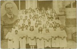 Group photo of Lampson St. School choir