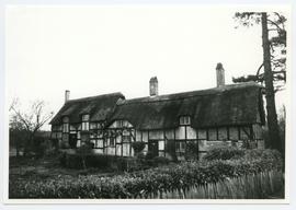 Ann Hathaway's Cottage at Olde England Inn