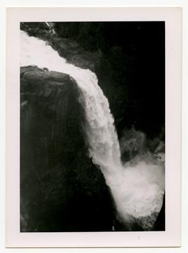 Elk falls