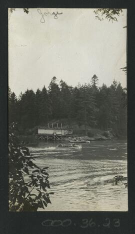 Gorge Bathhouse