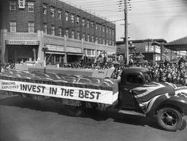 Yarrows Employees' Float in Parade