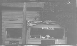 McAllister's Hotdog Stand near the Gorge Bridge