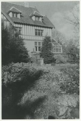 "Lyndhurst" gardens and greenhouse
