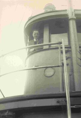 Jimmy Patterson on Glendon tugboat