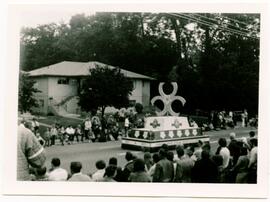 Centennial Float in Buccaneer Days parade, 1971