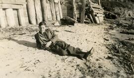 Dennis Howe at Fleming Beach