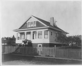 511 Constance Avenue - Stewart House