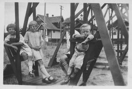 Children at Memorial Park c. 1928