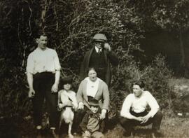Nicol Family c. 1900
