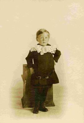Frederick Thomas Scafe studio portrait