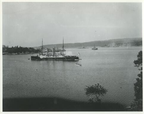 HMS Royal Arthur returning salute of HMS Imperieuse on change of ...