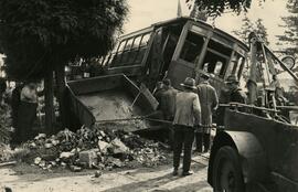 Streetcar and Municipal Garbage truck collision, Esquimalt Road