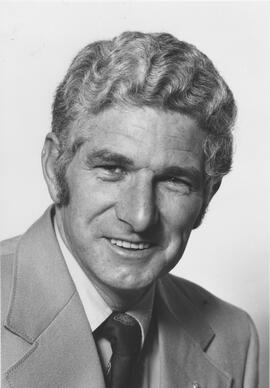 Portrait photograph of Mayor Ken Hill