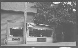 McAllister's Hotdog Stand near the Gorge Bridge