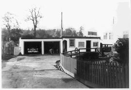 Halfway Taxi Company building, Esquimalt Road