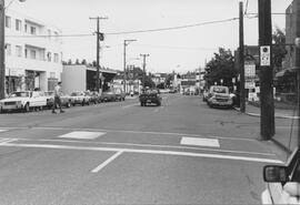 Esquimalt Road looking east