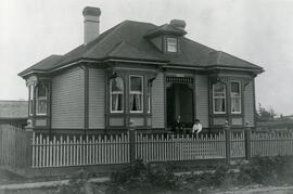 "Ferndale," 519 Lampson Street