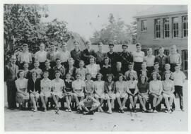 Division 4 (Grade 7), Lampson Street School, 1946