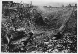 Steam shovels, looking west from Station 14