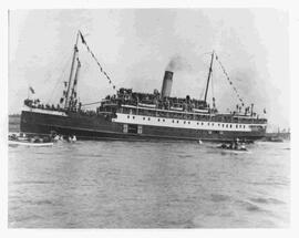 Princess Sophia, decks lined with troops leaving for Valcarteir, Quebec, Aug. 28, 1914