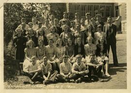 Grade 7, Lampson Street School, 1940