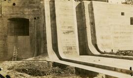 Floor of Federal Graving Dock under construction