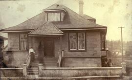 812 Lampson Street