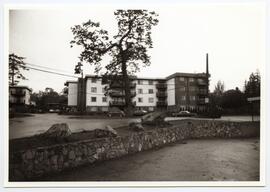 Apartment building, northwest corner of Esquimalt Road and Head Street